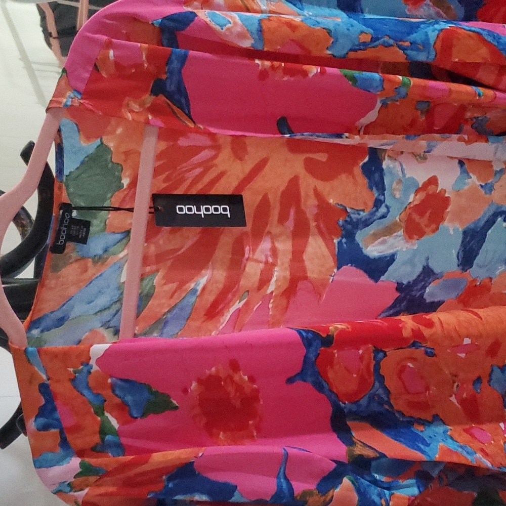 Ladies duster - Picture 3 of 3